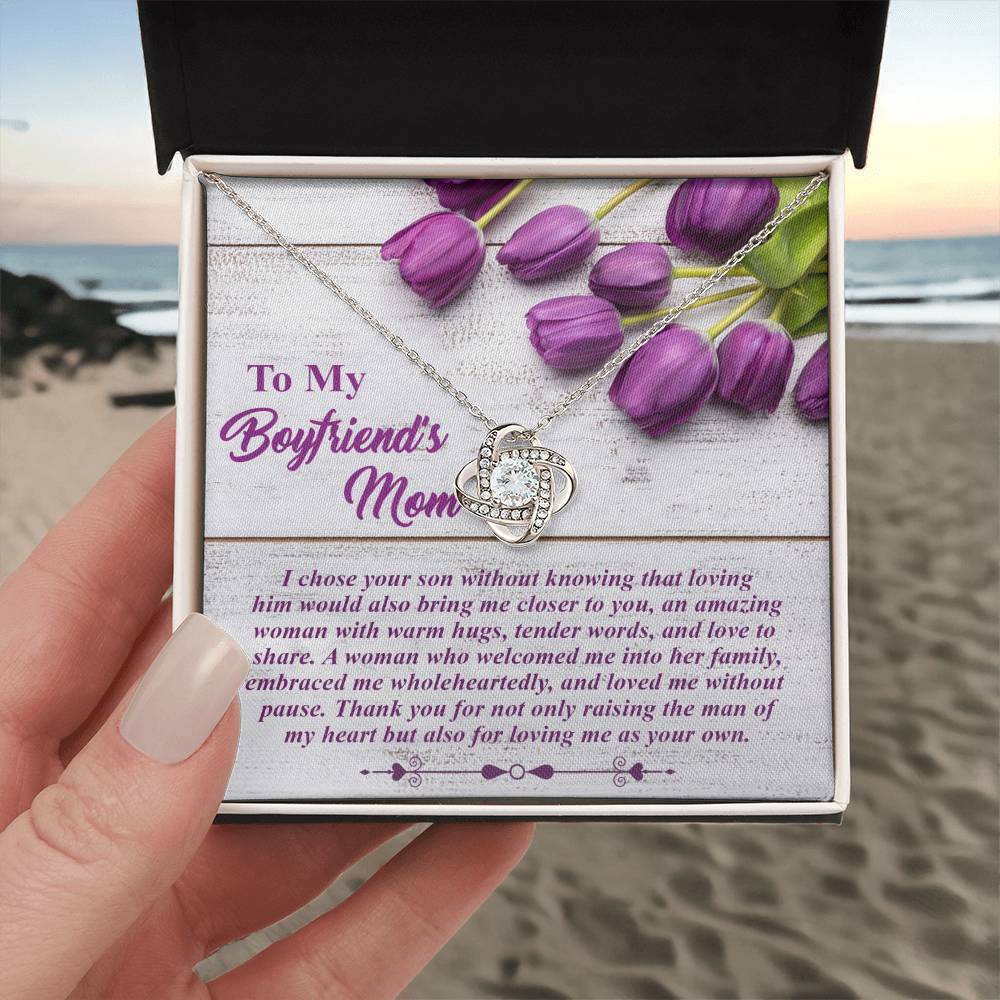 To My Boyfriend's Mom Necklace