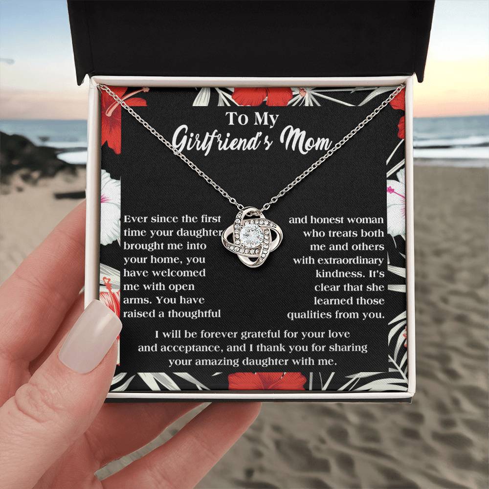 To My Girlfriend's Mom Forever Grateful Necklace